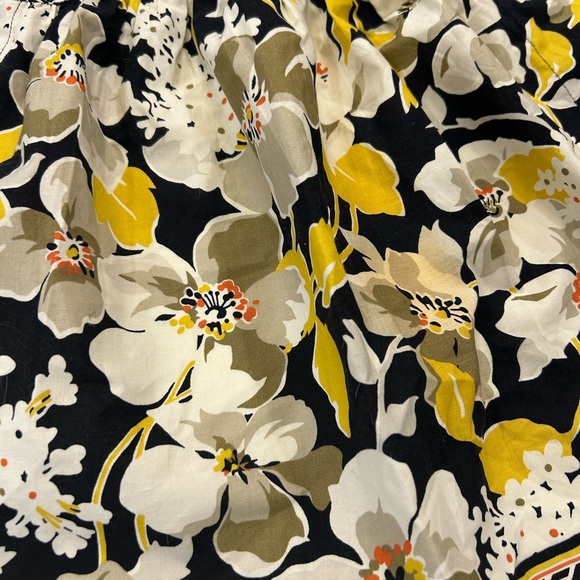 NWT Vera Bradley What’s Cooking apron. Dogwood pattern. - Picture 2 of 7